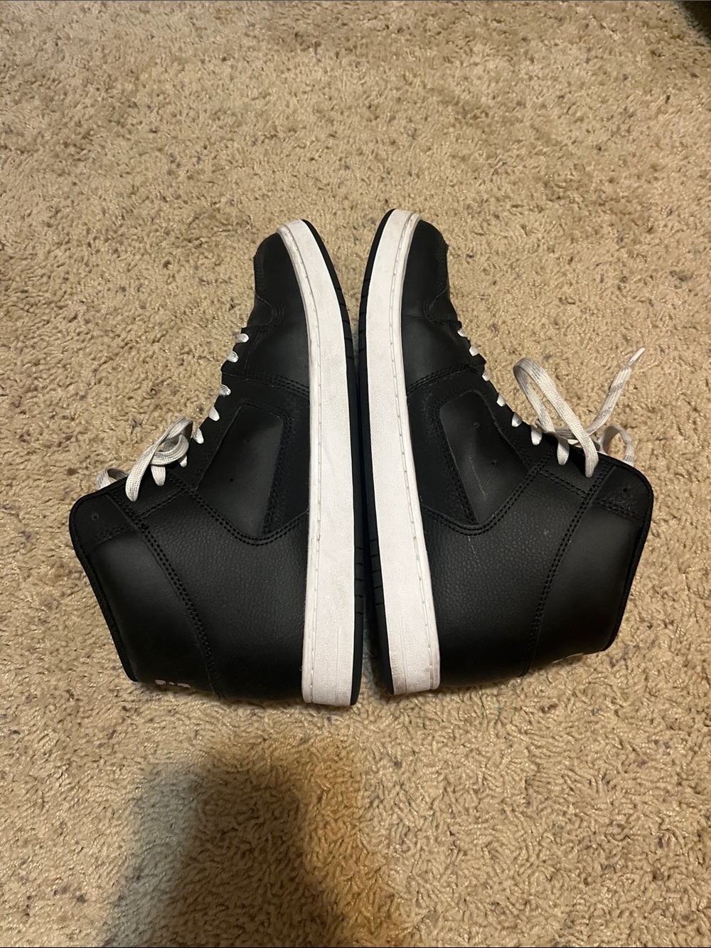 DC Black High-Top Skate Shoes with White Accents - Picture 5 of 9